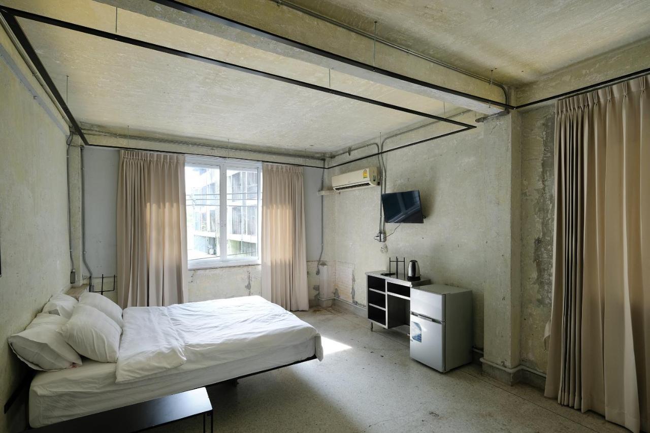 Ep1 Shophouse Hotell Bangkok Exteriör bild